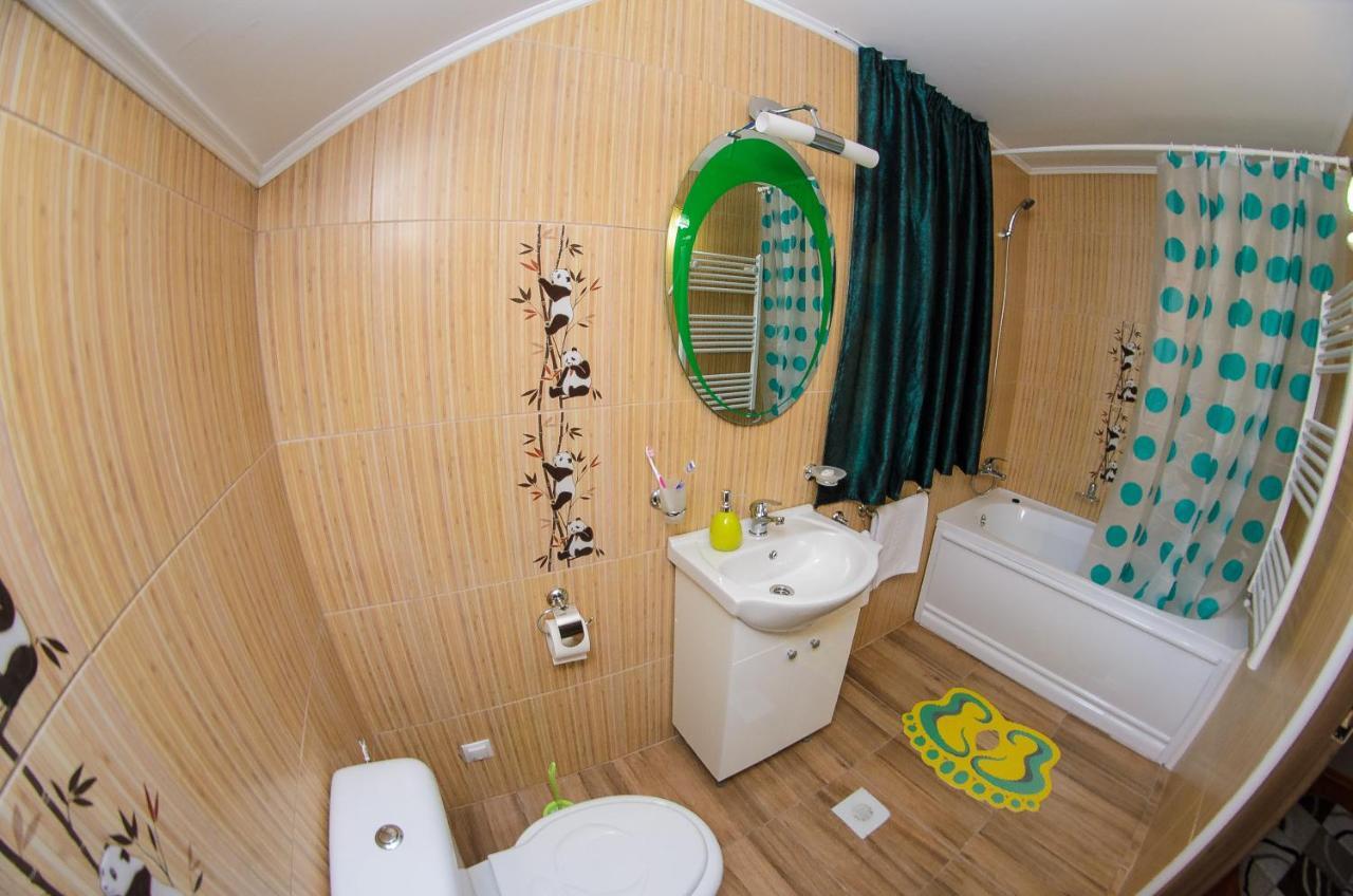 Casa Liana Hotel Oradea Buitenkant foto